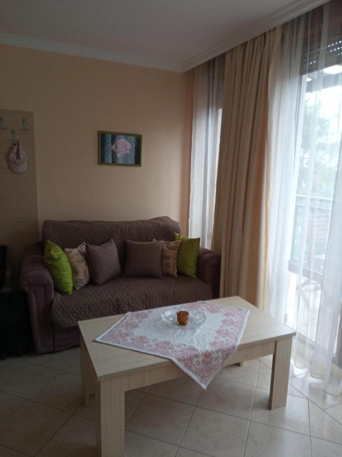 Private Holiday Flat By Seaside - Santa Marina- Sozopol Bagian luar foto